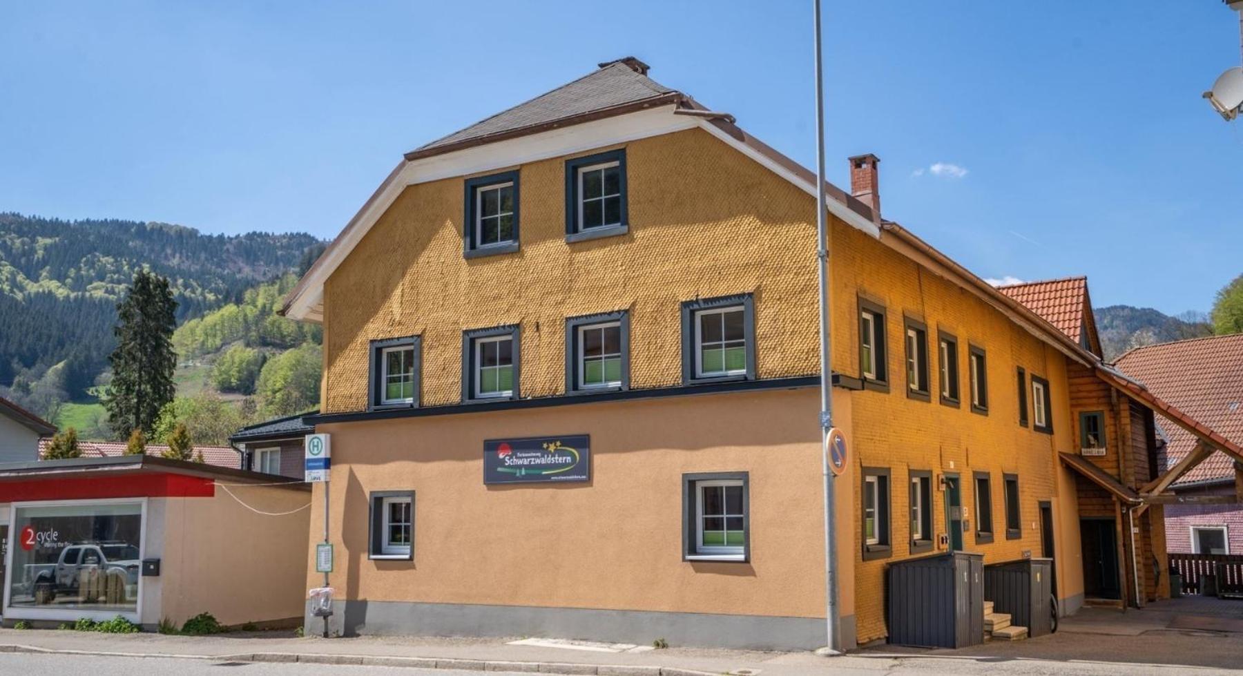 Fewo Schwarzwaldstern 2, Todtnau, 4 Schlafzimmer Extérieur photo